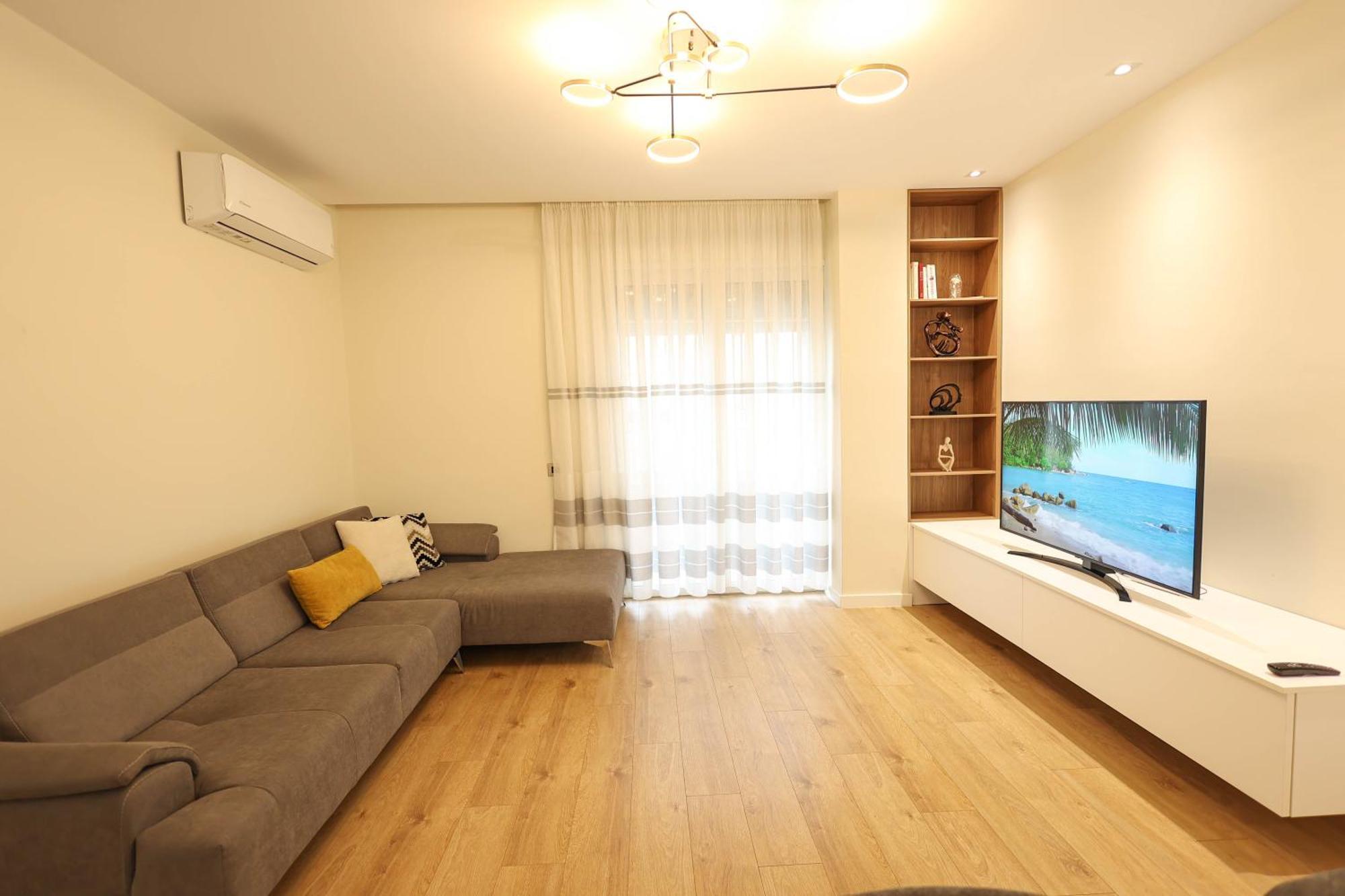 Grandstay Portside Durrës